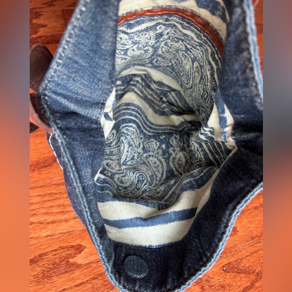Lucky Brand Blue Denim Crossbody Bag - Picture 5 of 5